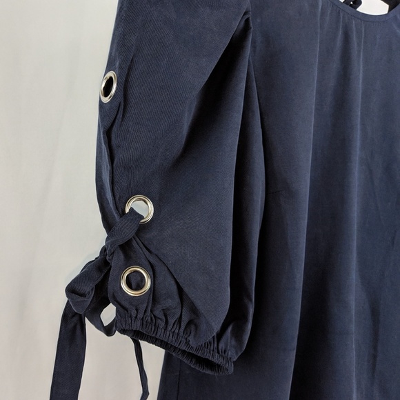 J.O.A. Women's Crew Neck Short Top w/ Tie Details - Picture 3 of 5